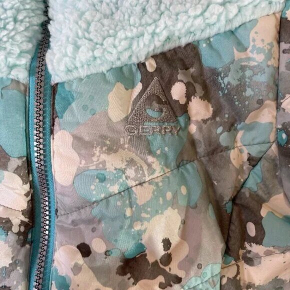 Gerry Girls M 10 / 12 Puffer Jacket Snow Camo Pattern Light Blue Gray Fleece - Picture 4 of 11